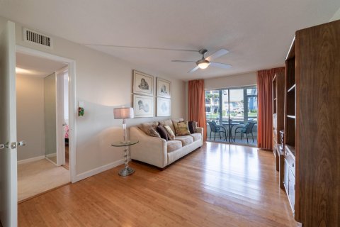 Copropriété à vendre à North Palm Beach, Floride: 2 chambres, 81.75 m2 № 1009728 - photo 10