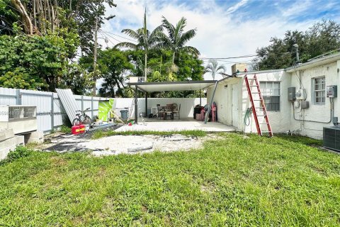 Casa en venta en Miami Gardens, Florida, 3 dormitorios, 112.88 m2 № 1365346 - foto 29