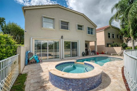 Villa ou maison à vendre à Lake Worth, Floride: 5 chambres, 283.72 m2 № 1362388 - photo 6