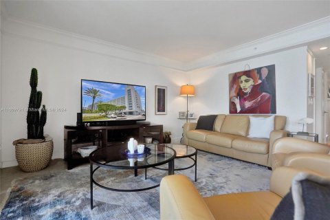 Condominio en venta en Sunny Isles Beach, Florida, 2 dormitorios, 120.77 m2 № 1232098 - foto 8