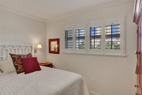 Condominio en venta en Sunny Isles Beach, Florida, 2 dormitorios, 120.77 m2 № 1232098 - foto 29