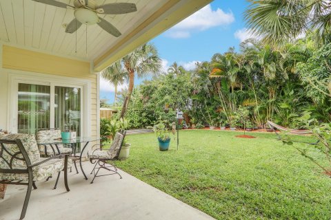 House in Jupiter, Florida 3 bedrooms, 167.41 sq.m. № 1227819 - photo 1