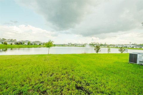 Villa ou maison à vendre à Davenport, Floride: 4 chambres, 157.56 m2 № 1298481 - photo 7