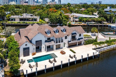 Villa ou maison à vendre à Fort Lauderdale, Floride: 6 chambres, 560.76 m2 № 1177289 - photo 10