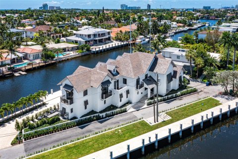 House in Fort Lauderdale, Florida 6 bedrooms, 560.76 sq.m. № 1177289 - photo 4