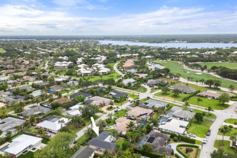 House in Jupiter, Florida 3 bedrooms, 155.15 sq.m. № 1155920 - photo 2