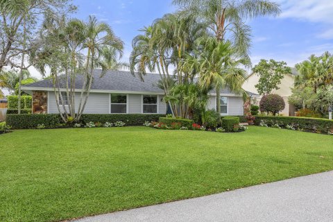 House in Jupiter, Florida 3 bedrooms, 155.15 sq.m. № 1155920 - photo 6