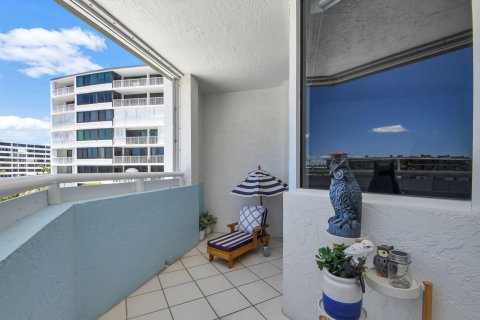 Condo in South Palm Beach, Florida, 3 bedrooms  № 1189929 - photo 15