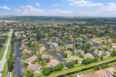 Condo in Greenacres, Florida, 2 bedrooms  № 1435195 - photo 29