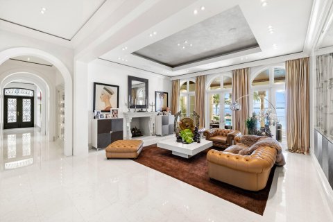 Villa ou maison à vendre à Fort Myers, Floride: 7 chambres, 1215.44 m2 № 860983 - photo 21