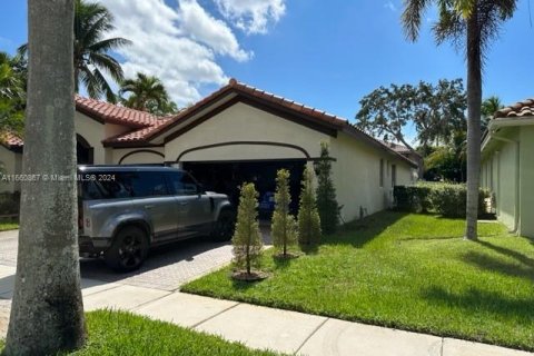 Villa ou maison à vendre à Miramar, Floride: 4 chambres, 255.39 m2 № 1367209 - photo 4