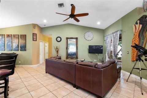 Casa en venta en Miramar, Florida, 4 dormitorios, 255.39 m2 № 1367209 - foto 13