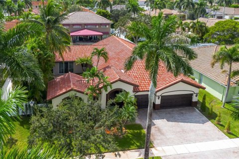 Villa ou maison à vendre à Miramar, Floride: 4 chambres, 255.39 m2 № 1367209 - photo 10