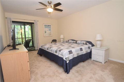 Condo in Sarasota, Florida, 2 bedrooms  № 213812 - photo 7