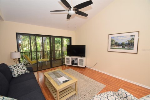 Condo in Sarasota, Florida, 2 bedrooms  № 213812 - photo 4