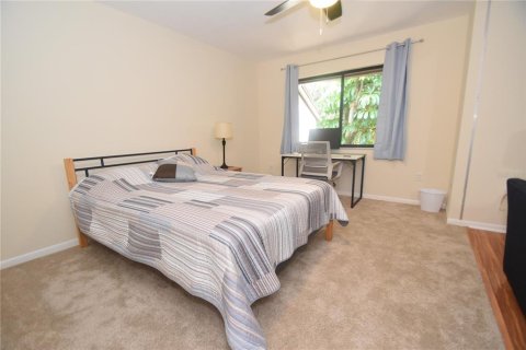 Condo in Sarasota, Florida, 2 bedrooms  № 213812 - photo 6