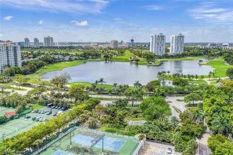 Condominio en venta en Aventura, Florida, 2 dormitorios, 276.85 m2 № 1233292 - foto 4