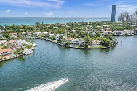 Copropriété à vendre à Aventura, Floride: 2 chambres, 276.85 m2 № 1233292 - photo 5