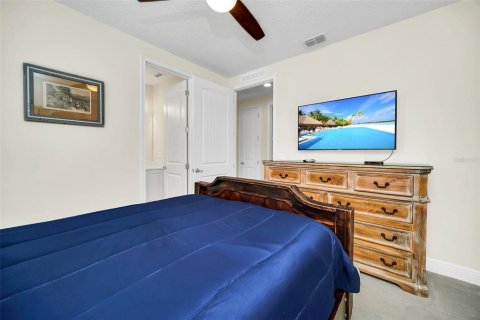 Villa ou maison à vendre à Kissimmee, Floride: 6 chambres, 308.16 m2 № 1299489 - photo 28