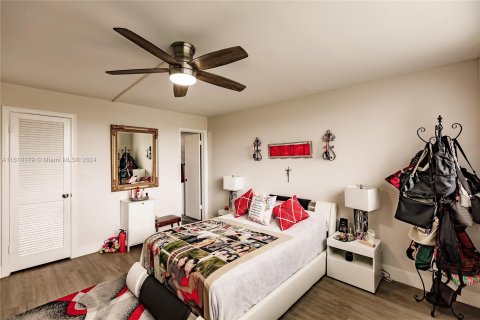 Condominio en venta en Pembroke Pines, Florida, 2 dormitorios, 108.7 m2 № 1232423 - foto 13