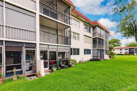 Condominio en venta en Pembroke Pines, Florida, 2 dormitorios, 108.7 m2 № 1232423 - foto 26