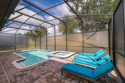 Casa en venta en Davenport, Florida, 8 dormitorios, 363.15 m2 № 1251516 - foto 30