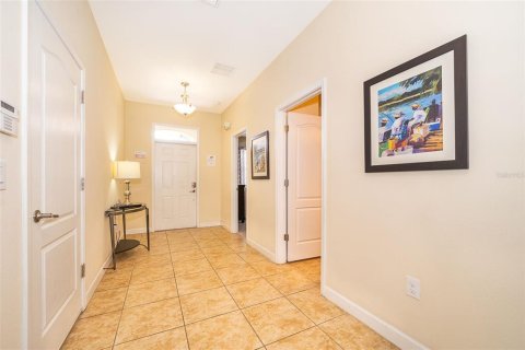 Casa en venta en Davenport, Florida, 8 dormitorios, 363.15 m2 № 1251516 - foto 12