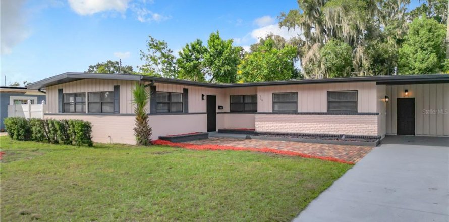 House in Orlando, Florida 3 bedrooms, 140.47 sq.m. № 1399218