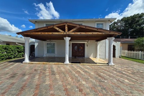 Casa en venta en Tampa, Florida, 4 dormitorios, 260.13 m2 № 1399214 - foto 1