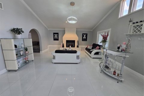 Villa ou maison à vendre à Tampa, Floride: 4 chambres, 260.13 m2 № 1399214 - photo 9