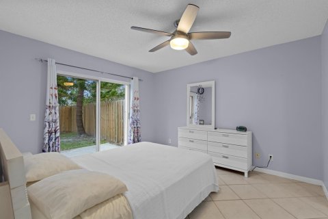 House in Jupiter, Florida 3 bedrooms, 99.87 sq.m. № 961562 - photo 6