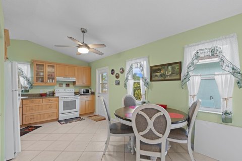 House in Jupiter, Florida 3 bedrooms, 99.87 sq.m. № 961562 - photo 14