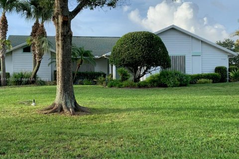 Villa ou maison à vendre à Vero Beach, Floride: 3 chambres, 164.25 m2 № 804206 - photo 1