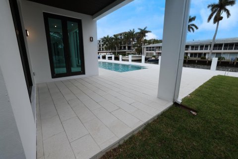 House in Fort Lauderdale, Florida 5 bedrooms, 615.66 sq.m. № 881009 - photo 16