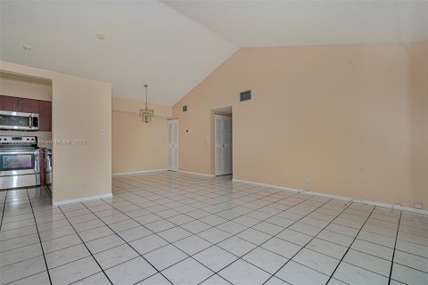 Condominio en venta en Oakland Park, Florida, 2 dormitorios, 107.77 m2 № 13756 - foto 13