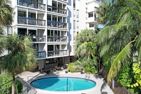 Condo in Fort Lauderdale, Florida, 2 bedrooms  № 996253 - photo 9