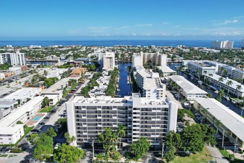 Condo in Fort Lauderdale, Florida, 2 bedrooms  № 996253 - photo 23