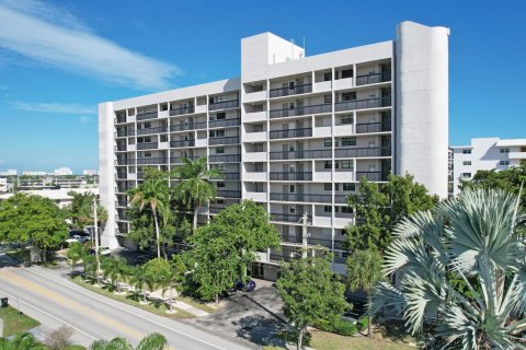 Condo in Fort Lauderdale, Florida, 2 bedrooms  № 996253 - photo 8