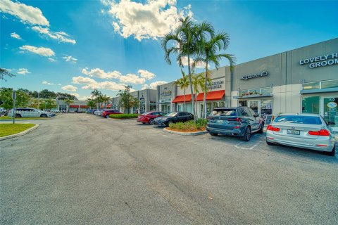 Купить коммерческую недвижимость в Купер-Сити, Флорида № 1147290 - фото 21