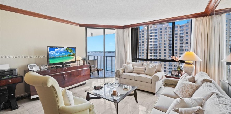 Condo à Miami, Floride, 2 chambres  № 1367244