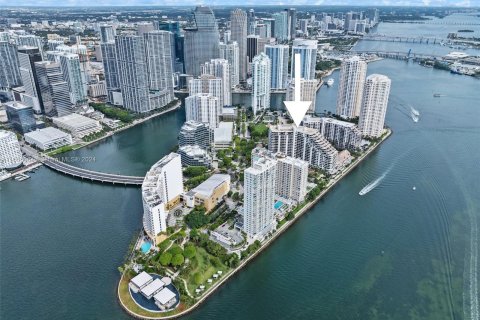 Copropriété à vendre à Miami, Floride: 2 chambres, 112.78 m2 № 1367244 - photo 24