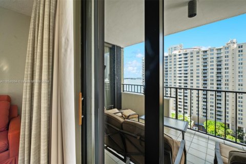 Condominio en venta en Miami, Florida, 2 dormitorios, 112.78 m2 № 1367244 - foto 14