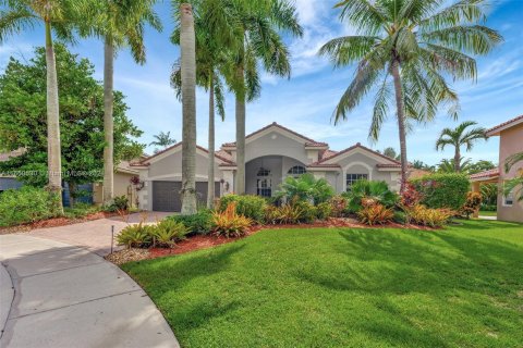 Villa ou maison à vendre à Weston, Floride: 5 chambres, 283.44 m2 № 1367245 - photo 2