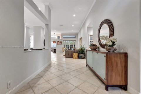 Villa ou maison à vendre à Weston, Floride: 5 chambres, 283.44 m2 № 1367245 - photo 4