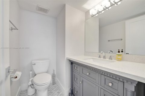 Copropriété à vendre à Hollywood, Floride: 3 chambres, 184.88 m2 № 1367282 - photo 21