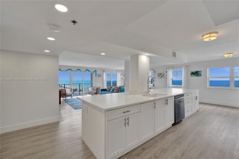 Copropriété à vendre à Hollywood, Floride: 3 chambres, 184.88 m2 № 1367282 - photo 3