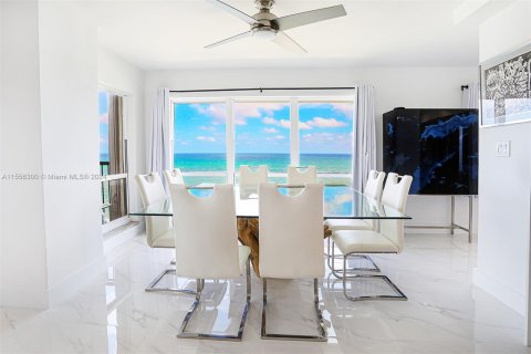 Condo in Lauderdale-by-the-Sea, Florida, 3 bedrooms  № 1080296 - photo 7