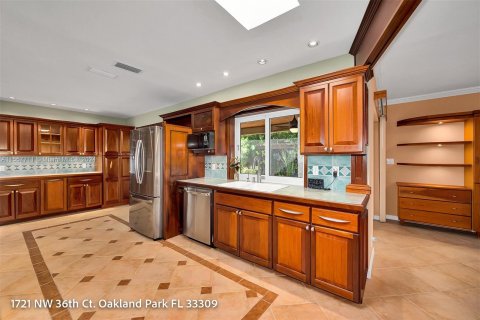 Villa ou maison à vendre à Oakland Park, Floride: 3 chambres, 173.91 m2 № 1080295 - photo 13