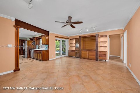 Villa ou maison à vendre à Oakland Park, Floride: 3 chambres, 173.91 m2 № 1080295 - photo 17