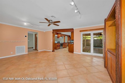 Casa en venta en Oakland Park, Florida, 3 dormitorios, 173.91 m2 № 1080295 - foto 15